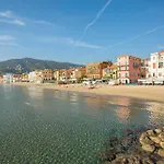 Amazing In Sv Celle Ligure