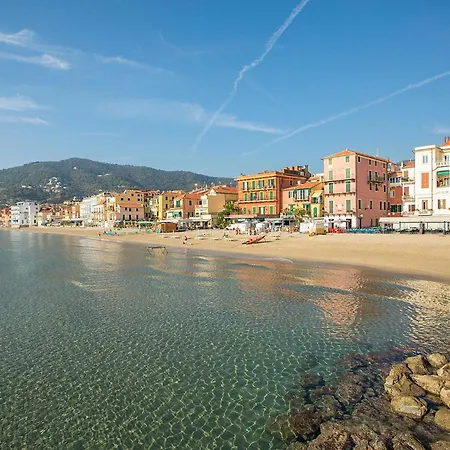 Lovely In Sv, With Kitchen Celle Ligure